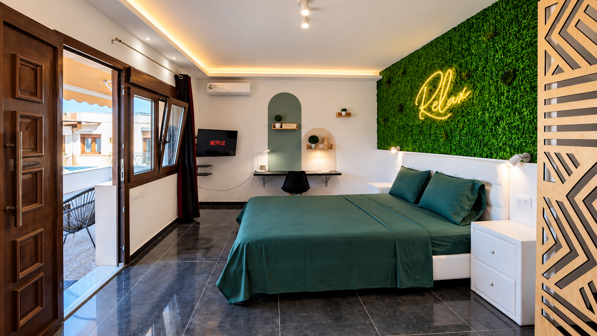 Theasis 4 sleeping area